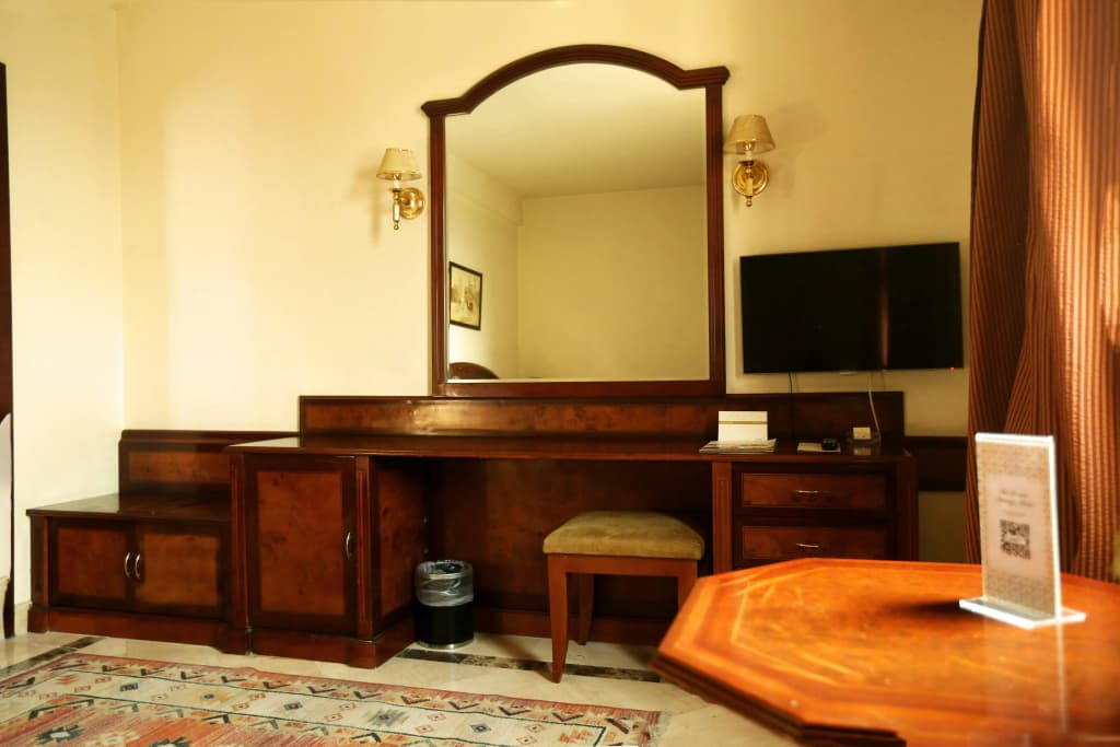Triumph Plaza Hotel - photo 6