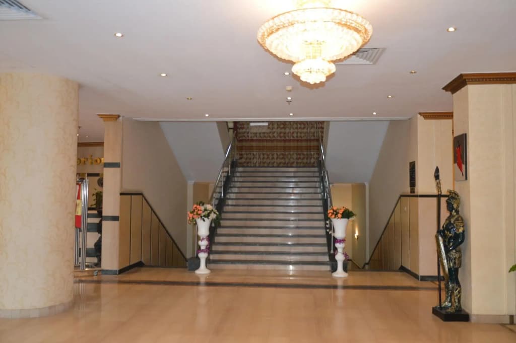 Glorious Hotel - photo 17