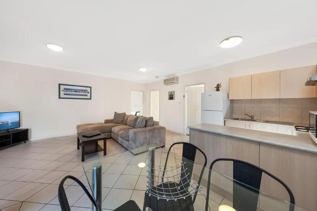 Moonlight Bay Apartments - photo 16