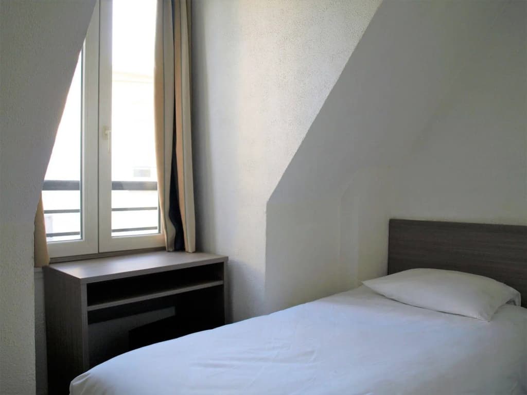 Eiffel Kensington Hotel - photo 4