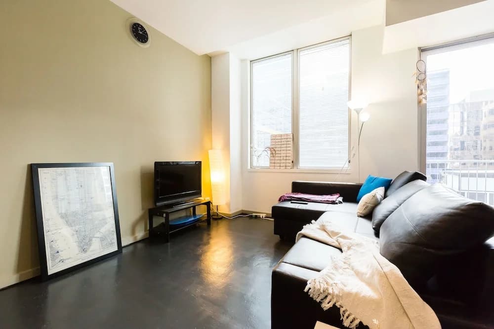 MEGAN, 2BDR Melbourne Apartment - main photo