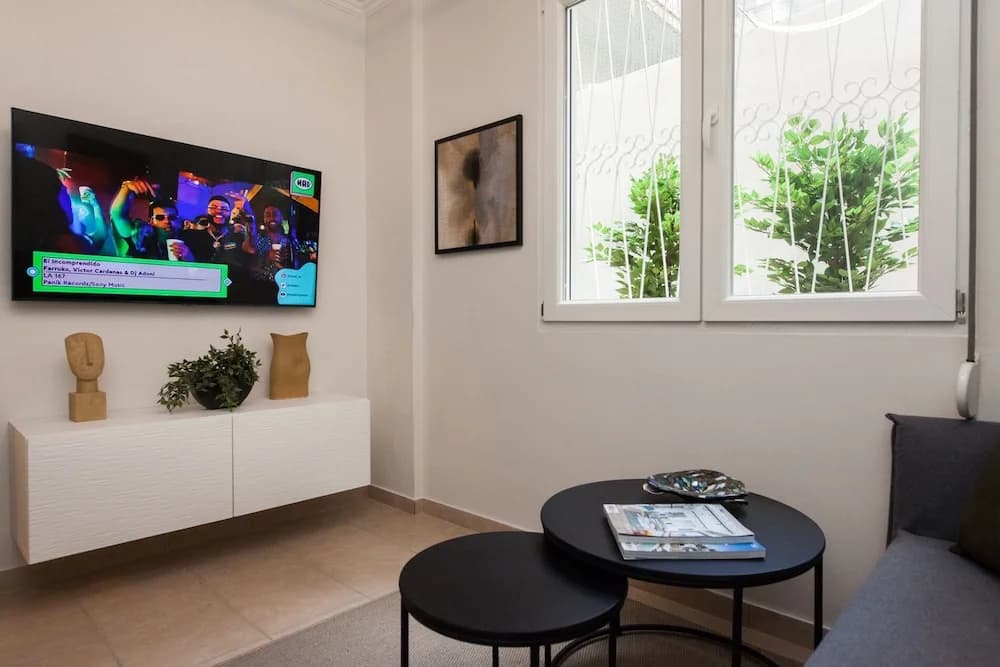 The Kipseli Suite Sophisticated Cozy apt - photo 11
