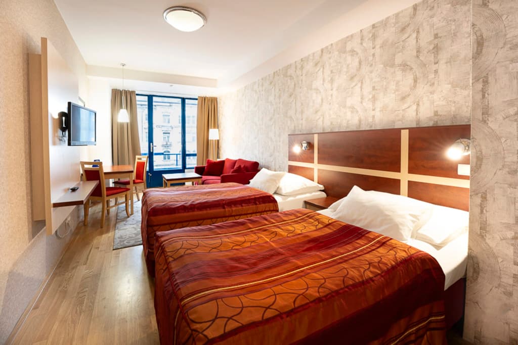 EA Hotel Juliš - photo 7