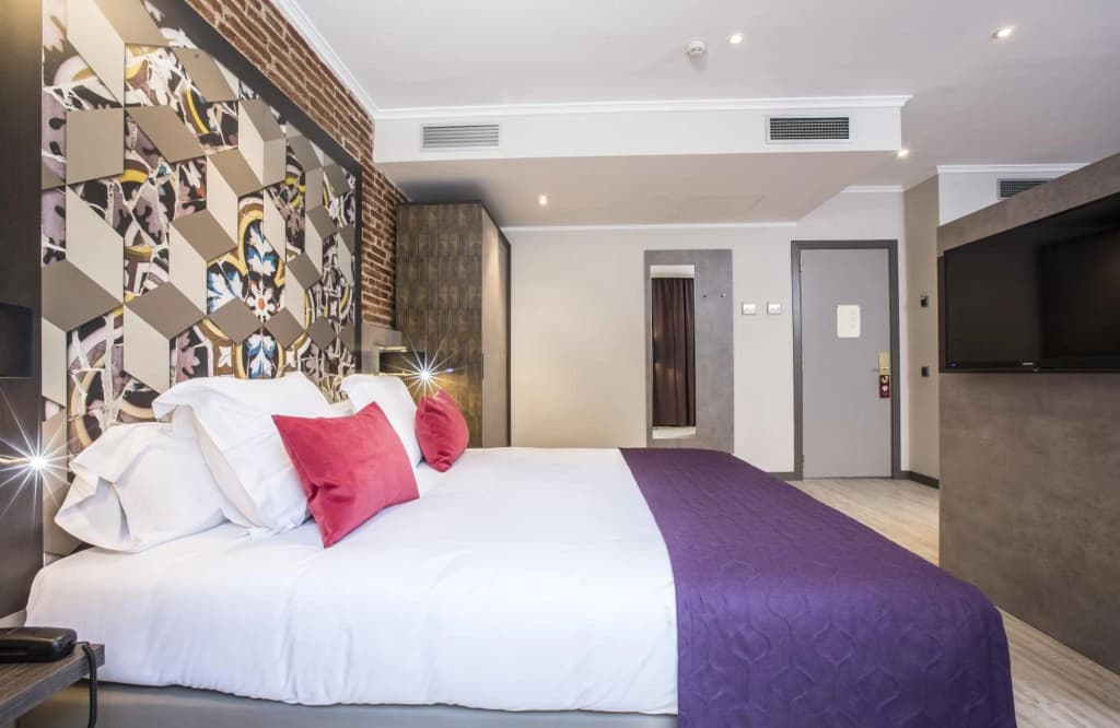 Leonardo Hotel Barcelona Las Ramblas - photo 3