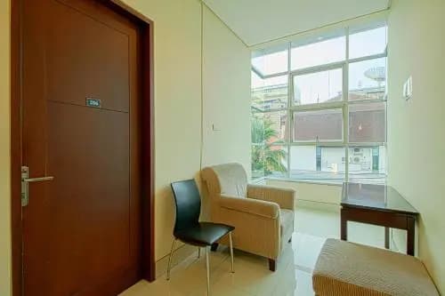 Hotel Melawai 3 - photo 2