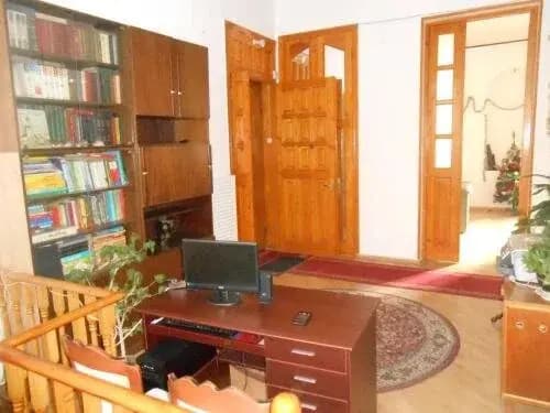 Room 404 Guest House - photo 10