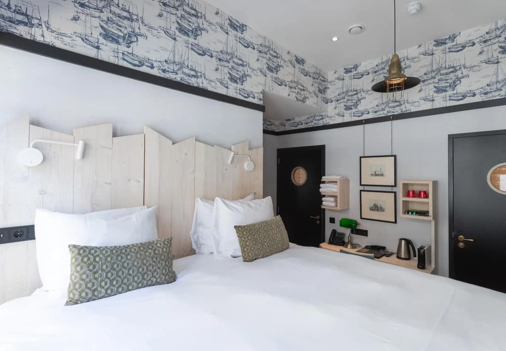 The Hendrick's Hotel - photo 36
