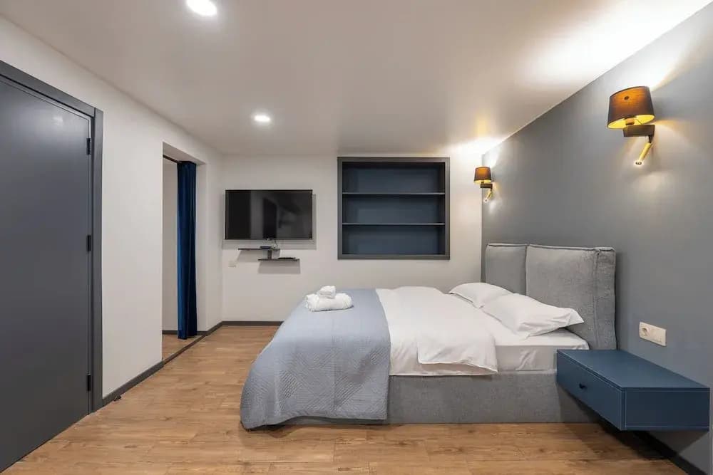 Stones Throw Apartments - photo 5