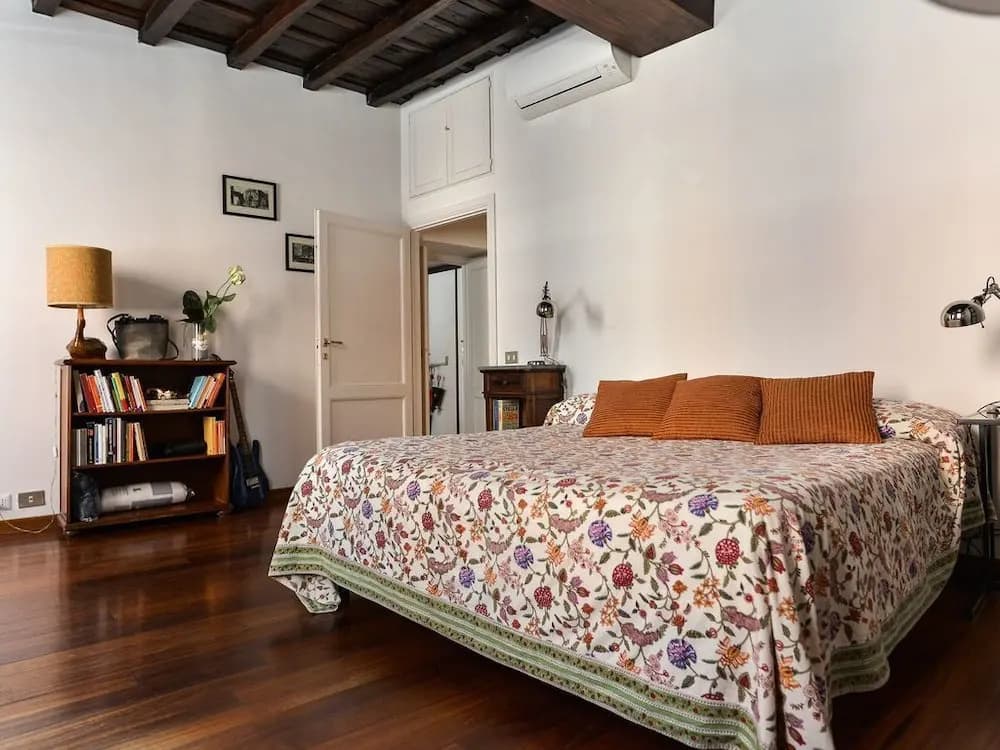Spanish Steps Studio - photo 1