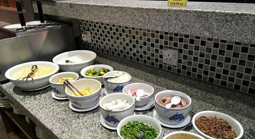 Purnama Hotel - photo 11