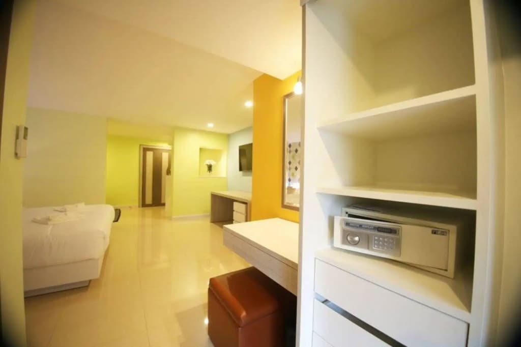 Trebel Service Apartment Pattaya - photo 6