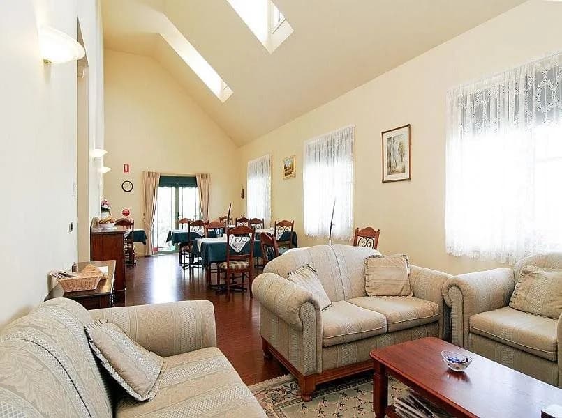 Melba Lodge - photo 10