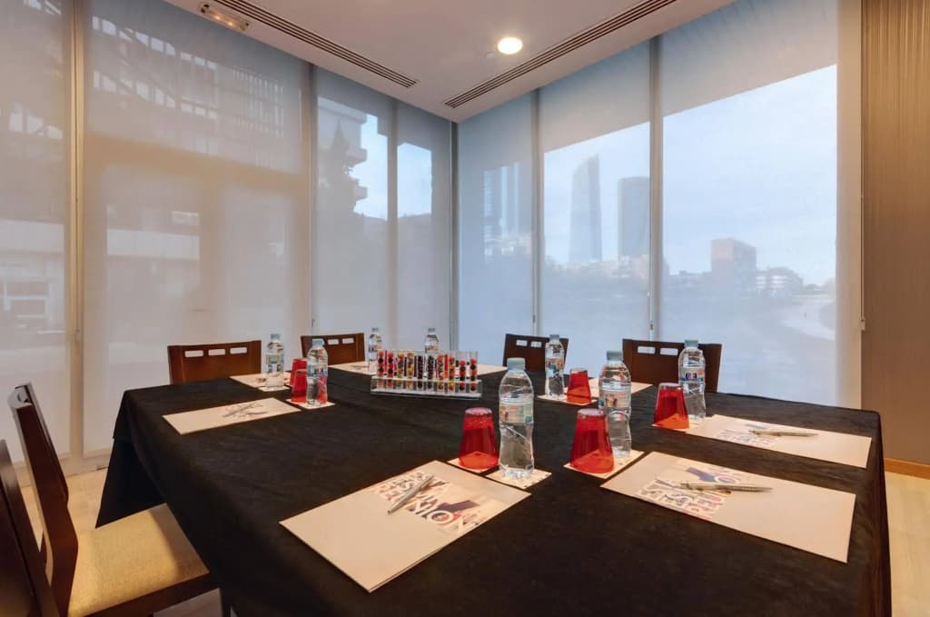 Hotel Madrid Chamartín Affiliated by Meliá - photo 14