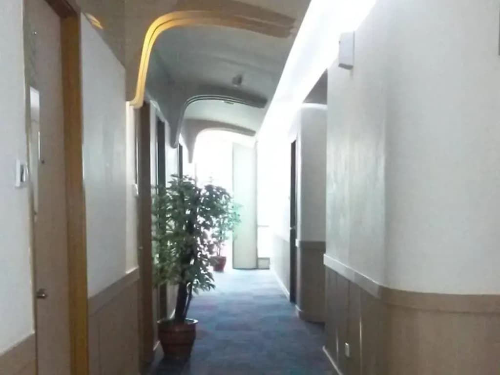 Business Hotel Tomang - photo 15
