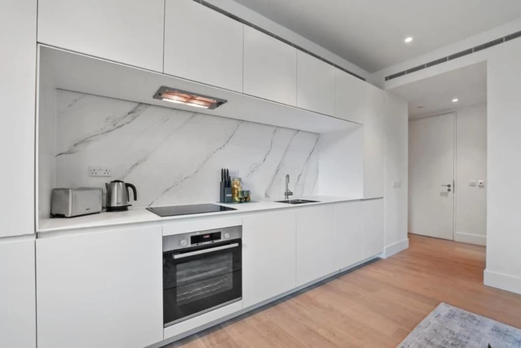 Whitfield Street Residences by Aeria Apartments - photo 12