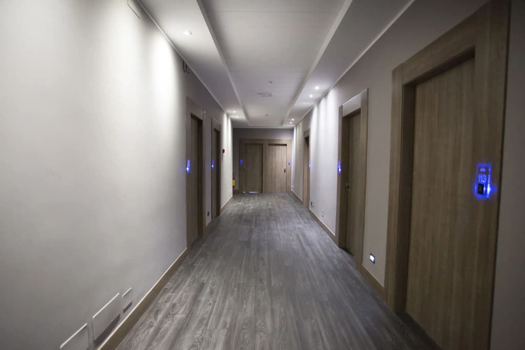 9V9 Hotel - photo 16