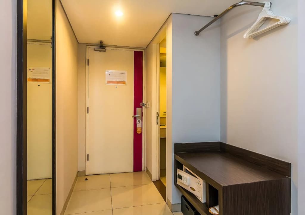 Crystalkuta Hotel - Bali - photo 12