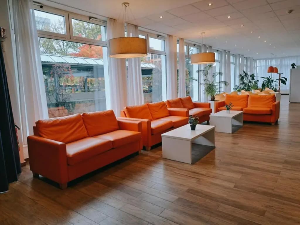 ibis budget Berlin Ost - photo 11