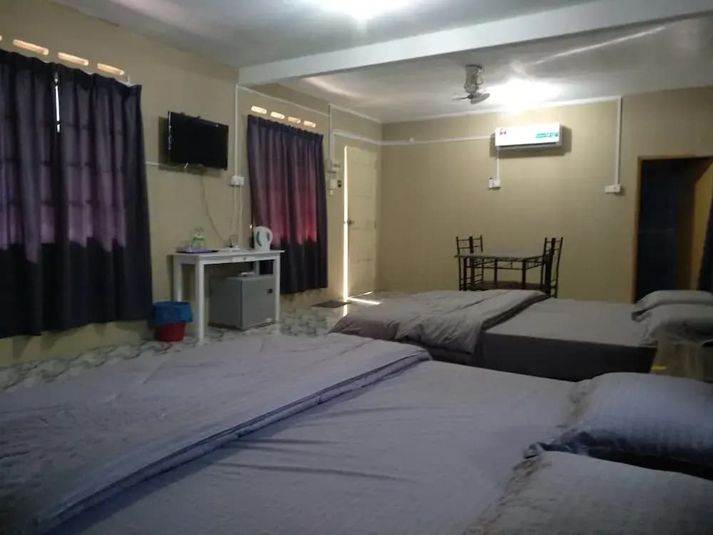 Sawang Guesthouse - photo 2
