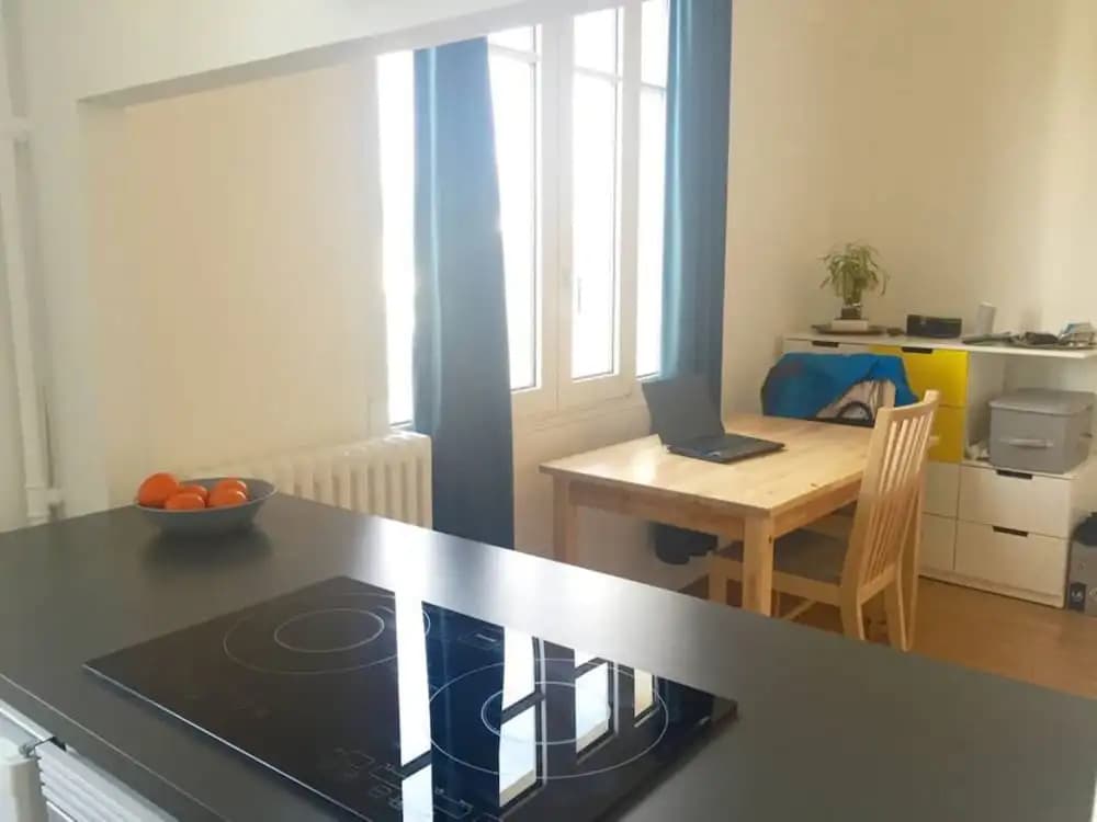 Modern Studio Near Montmartre 18th Arrondissement - photo 2