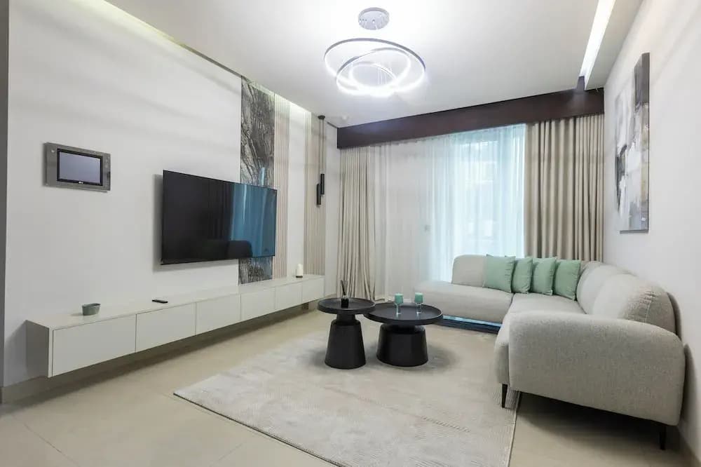 Stylish 2BR Business Bay Pool Access - photo 5