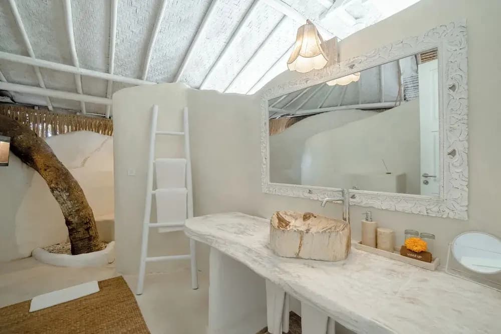 Gravity Boutique Suites - photo 12