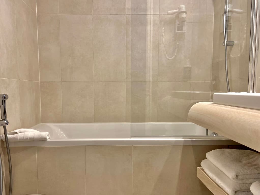 Hotel Central Saint Germain - photo 8