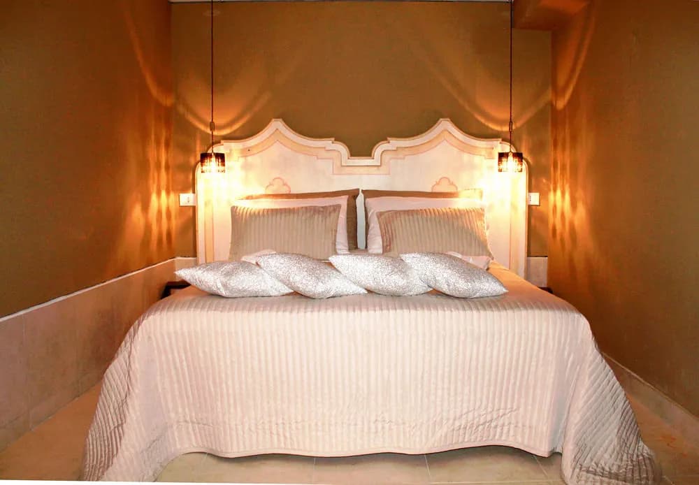 The Charm Suites - photo 4