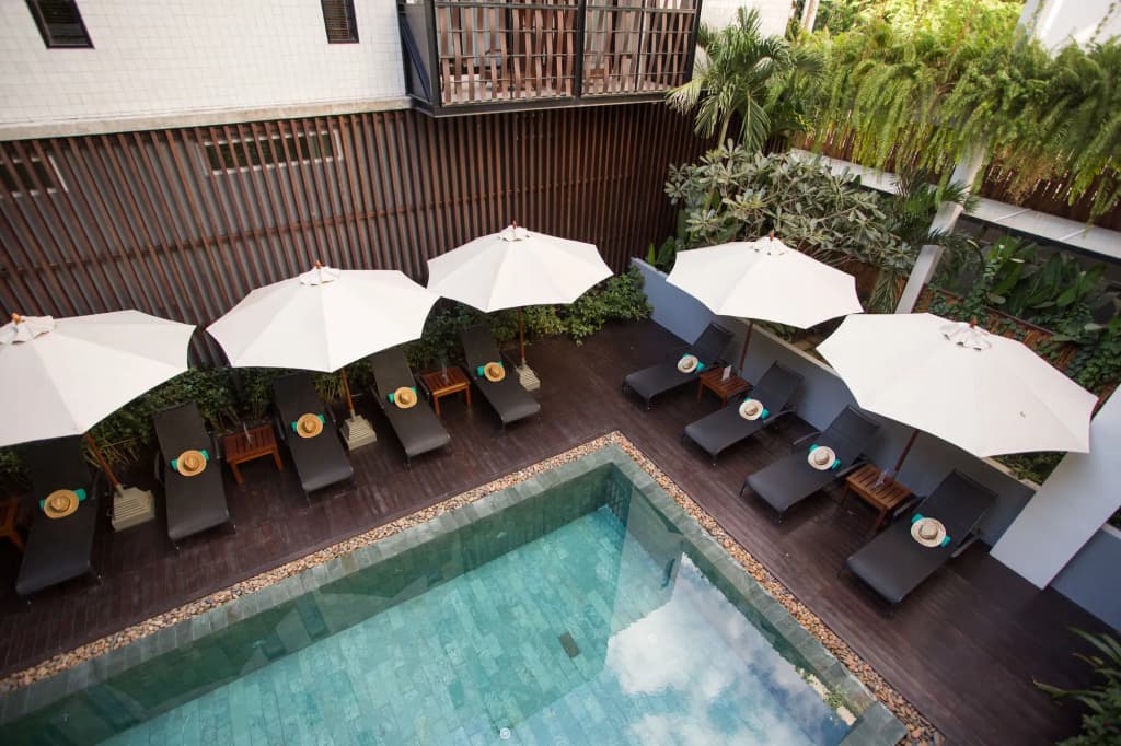 The Aviary Hotel - photo 18