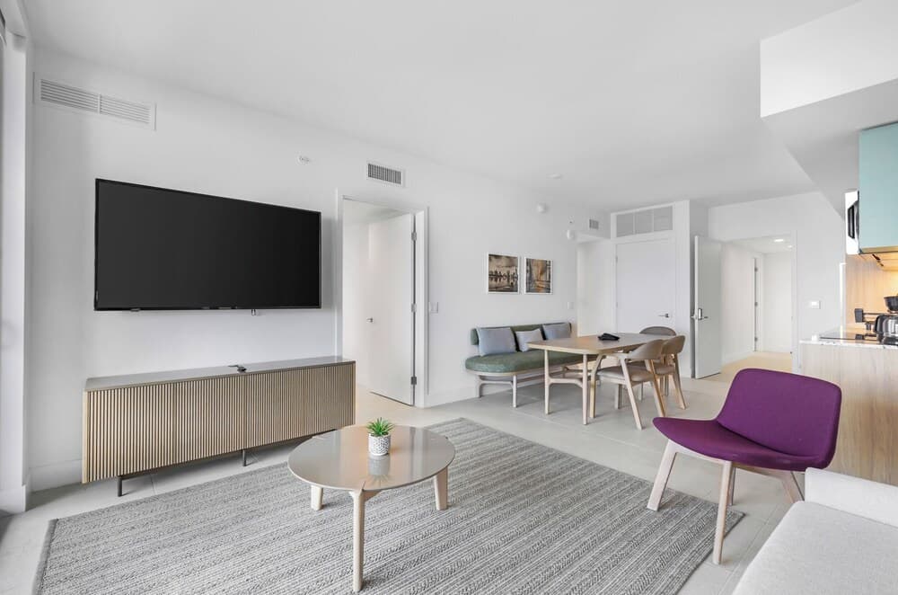 Upscale 3-BD Condo in DTW Miami - photo 13