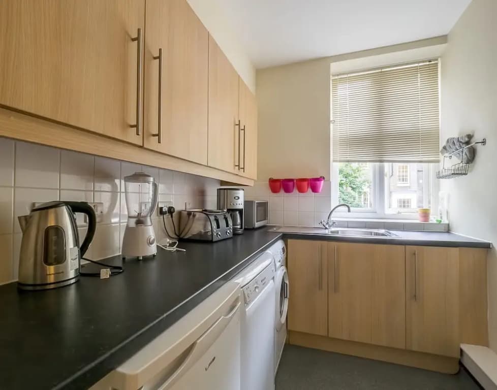 LSE Passfield Hall - Campus Accommodation - photo 22