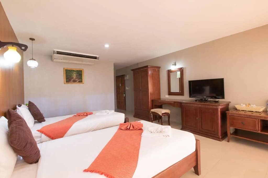 Time Out Hotel Beach Front - photo 23