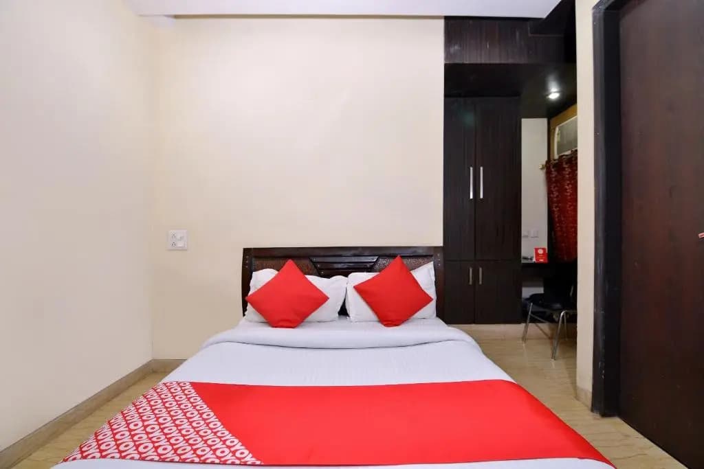 Hotel Lotus B&B By OYO Rooms - main photo