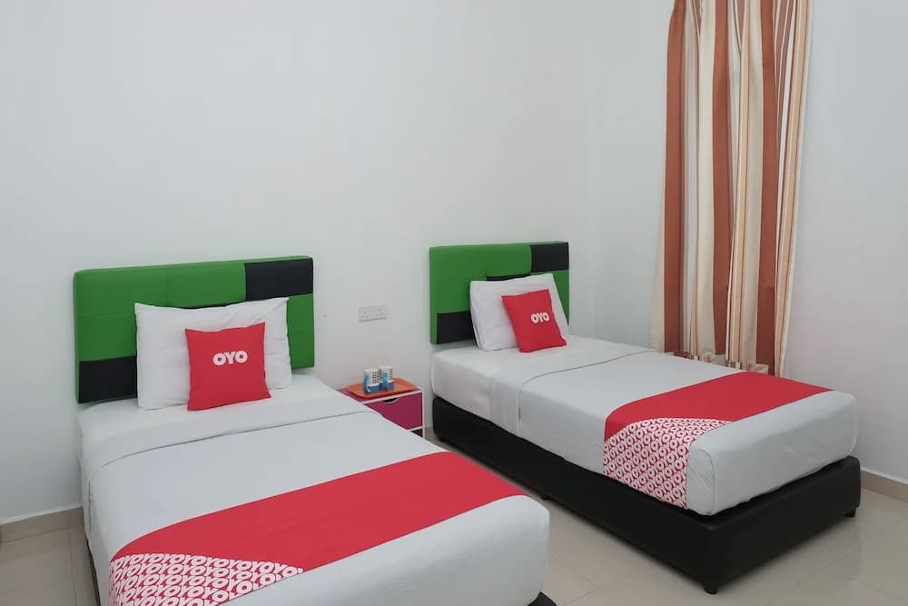 OYO 90005 DC Villa Guest House - photo 5