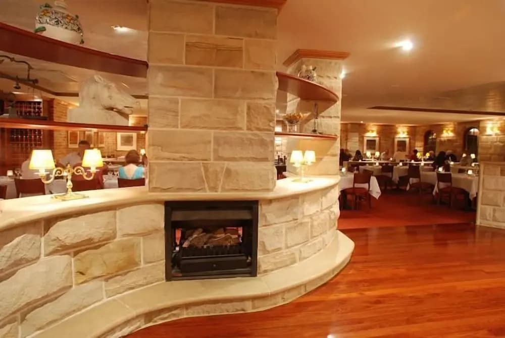 The Hermitage Motel - photo 23