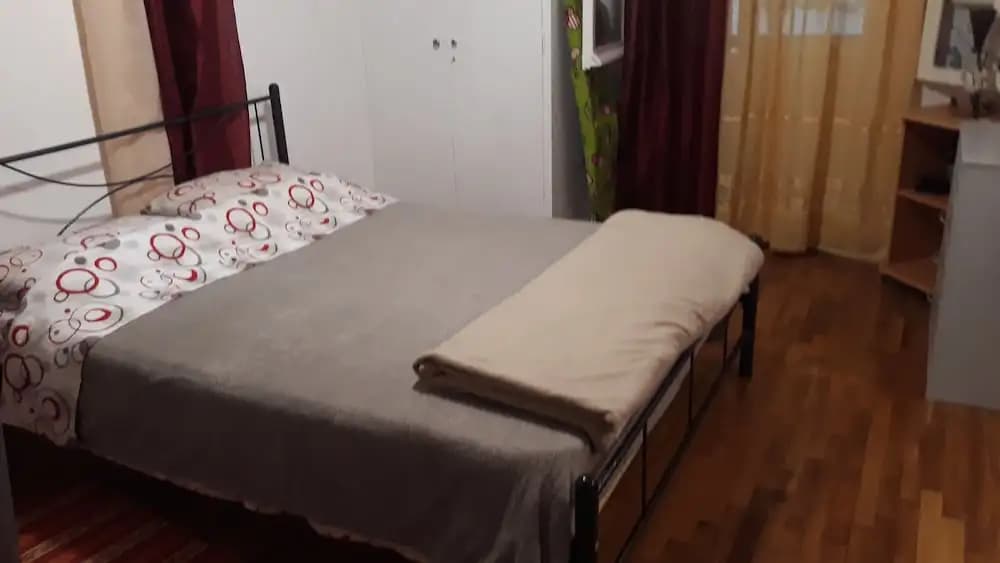 Beautiful 1-bed House in Athens - photo 3