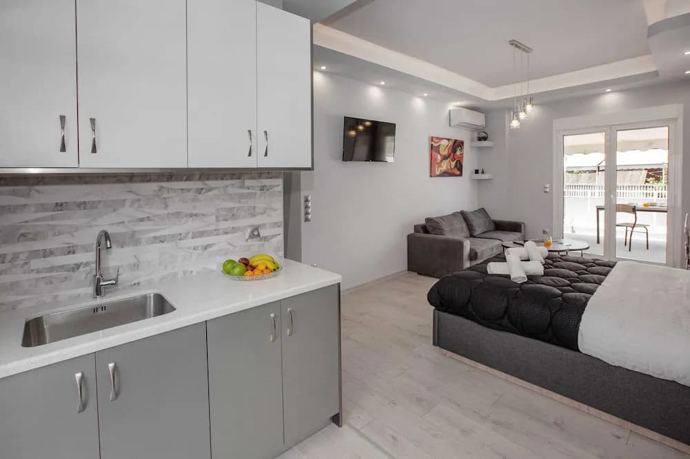 Studio penthouse near Acropolis by GHH - photo 15