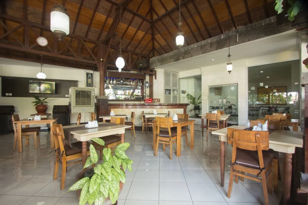Maxi Hotel Kedonganan - photo 21