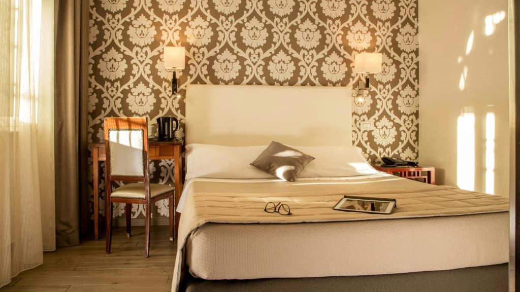 Alexandra Hotel - photo 7