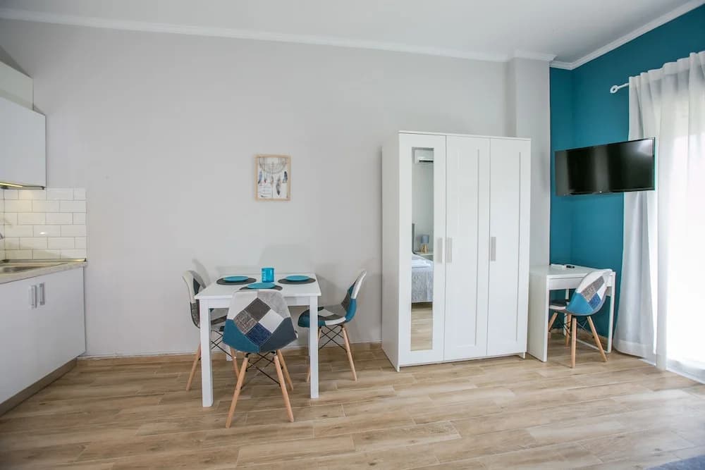 Raise comfy studios in the heart of Athens - photo 13