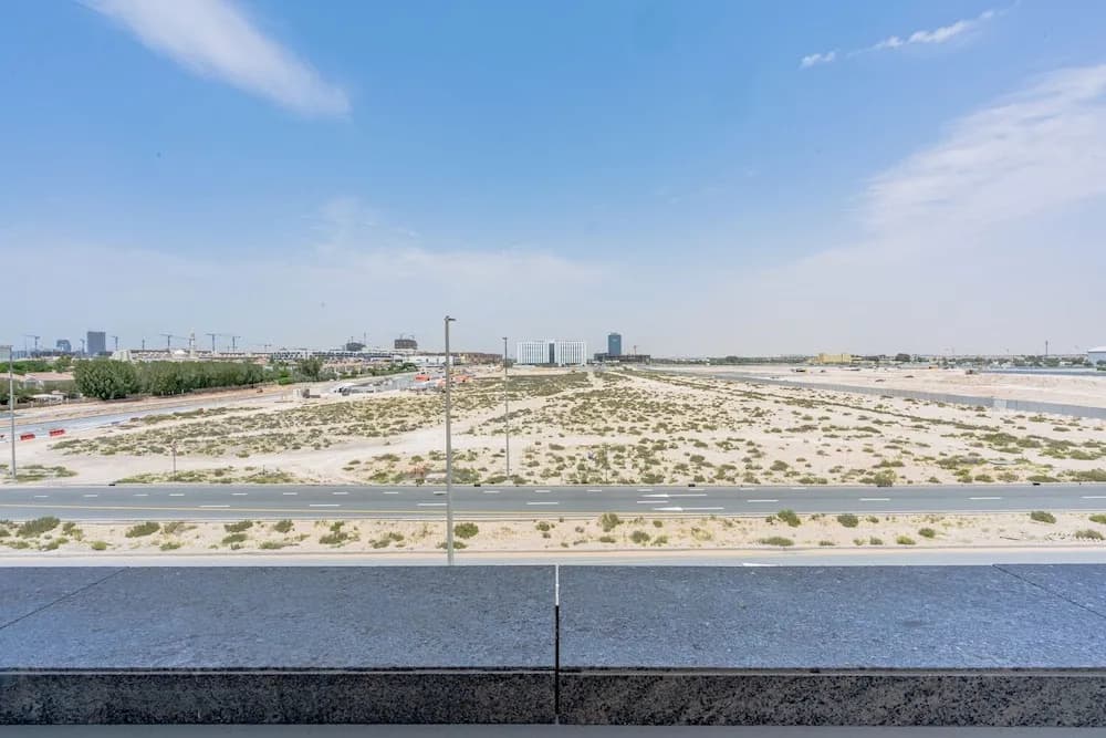 Modern Studio with Premium Amenities - photo 9