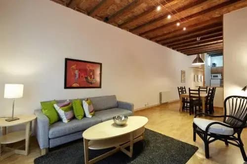 Beautiful apartment in Eixample - photo 10