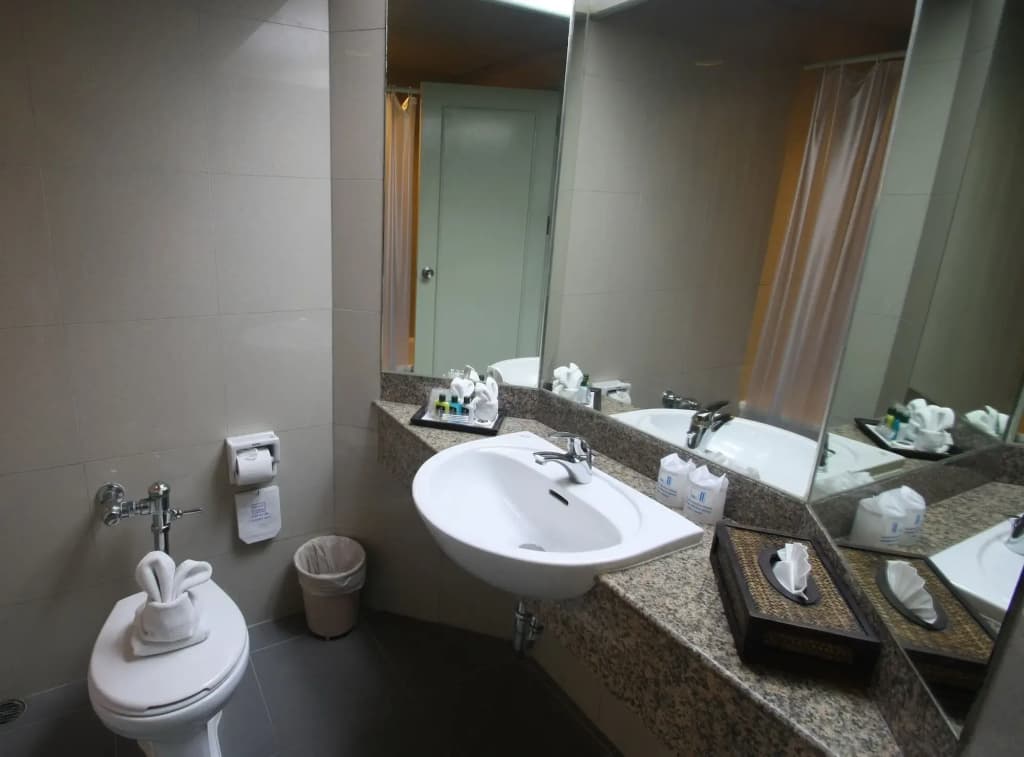 Phuket Merlin Hotel - photo 10