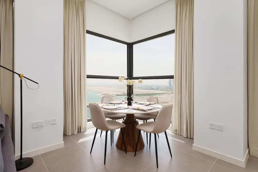Maison Privee - Modern & Panoramic Sea View Apt on Al Reem Island - photo 3
