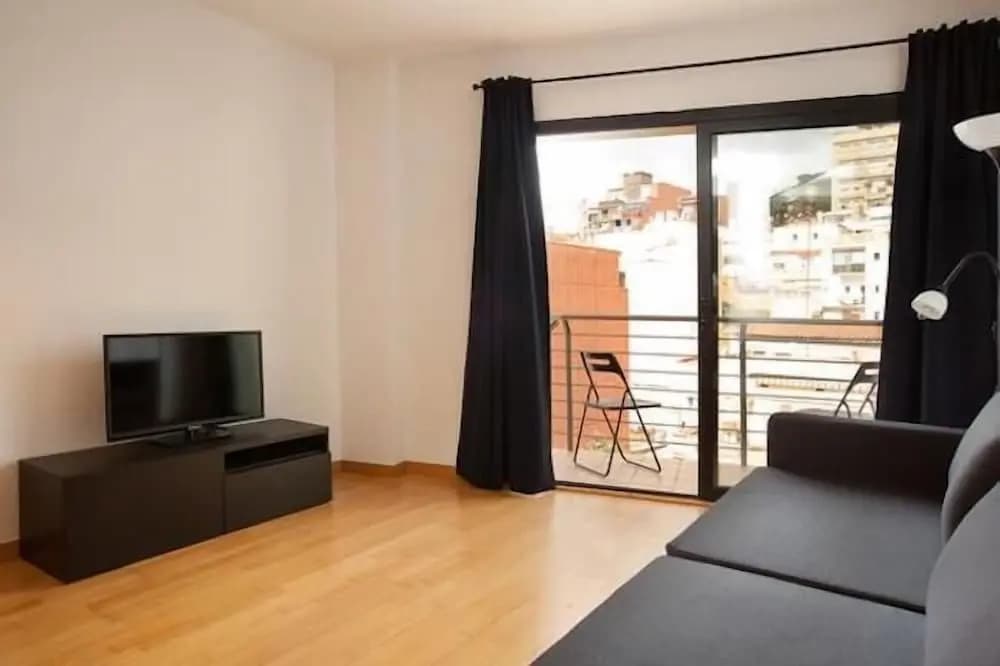Park Guell Apartments - photo 7