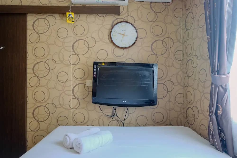 Comfy City View 1BR Apartment Menteng Square - photo 5