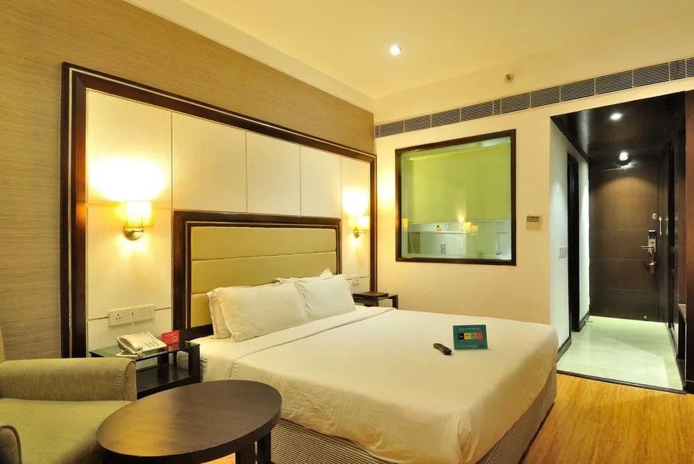 FabHotel Rajouri Garden Main Market - photo 4