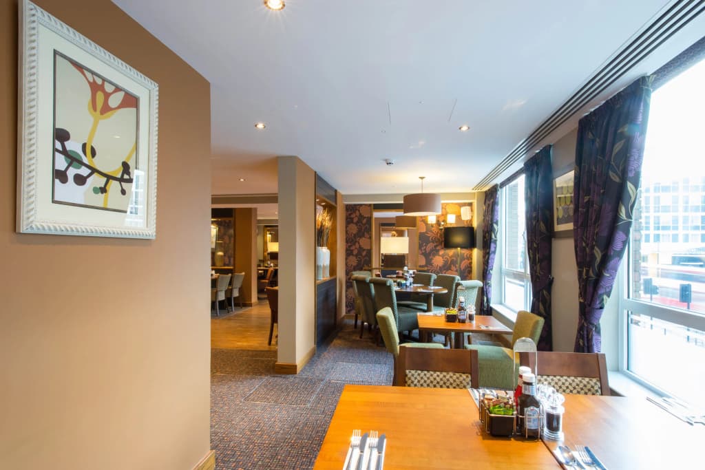Premier Inn London St Pancras - photo 18