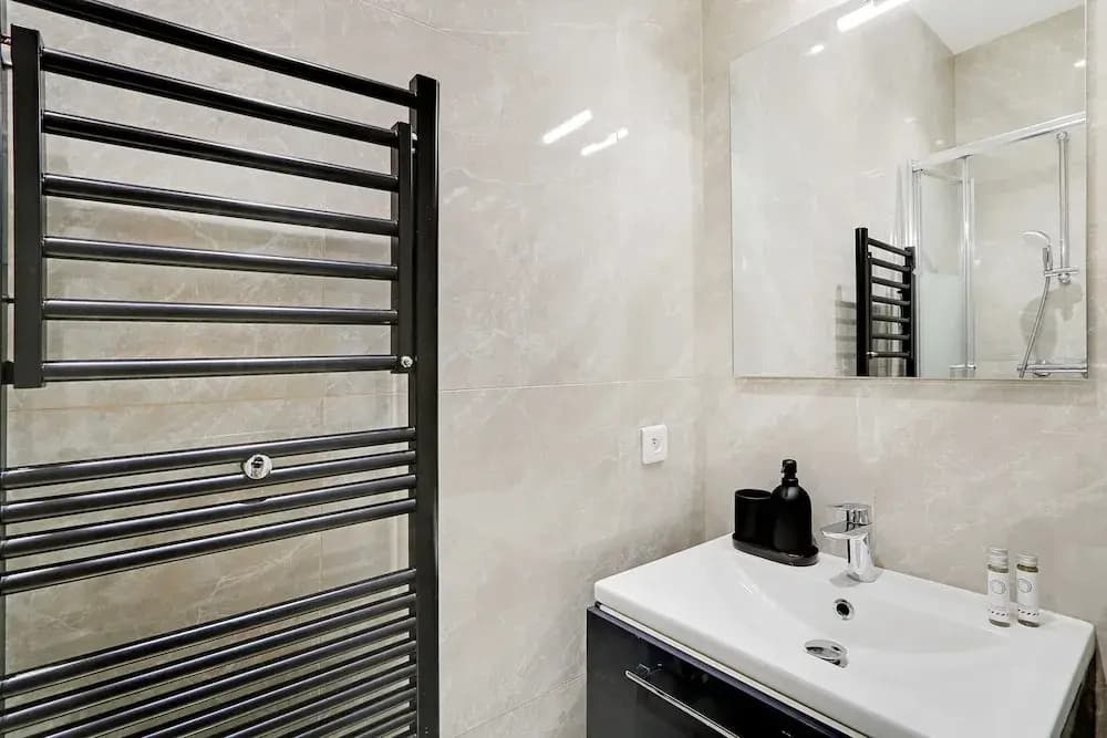 Chic Apartment With Garden -2br/6p- Saint-lambert - photo 8