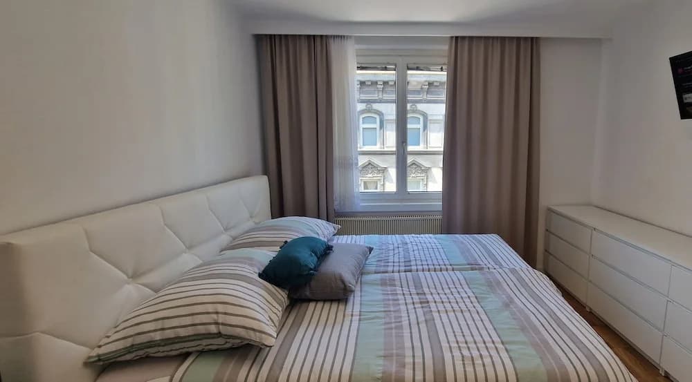 Exclusive serviced flat on Taborstraße - photo 1